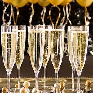 Pescara, capodanno al videomaping con Apres la class e Mannarino