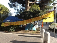 Pescara, “Insulti al sindaco e politici” Alessandrini a ex lavoratori Attiva: lasciate presidio