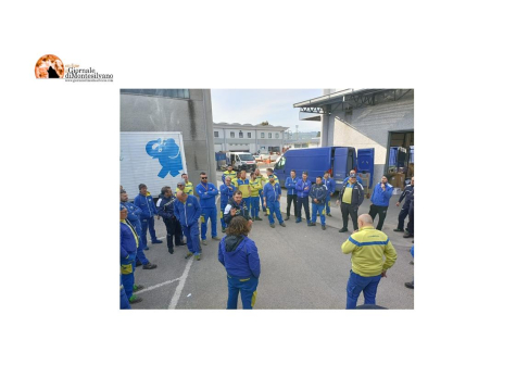 Corteo e sciopero dei corrieri Cisal filiale Poste Italiane di Pescara.