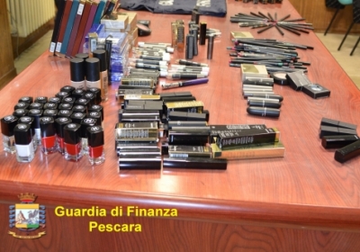 esempio di sequestro di merce contraffatta 