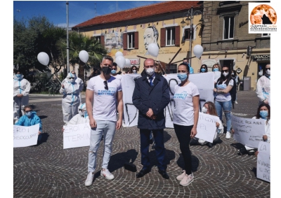 Pescara Ospedale Covid.  Nessun reintegro per gli OSS: voltate spalle agli eroi dell'emergenza.