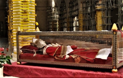 Dimissioni da Pontefice: Celestino V e Benedetto XVI