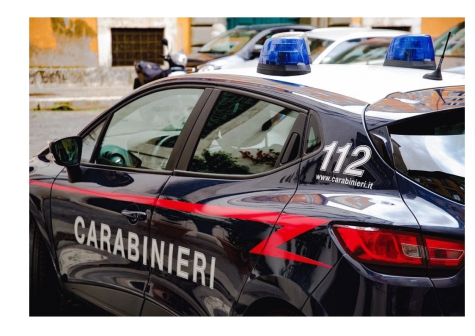 Atti di autoerotismo davanti ad un scuola nel chietino: denunciato dai Carabinieri