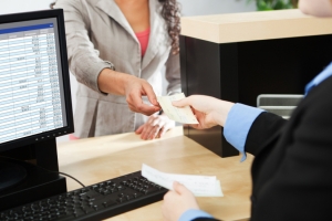 Se prelevi più di 3mila euro scatta la segnalazione