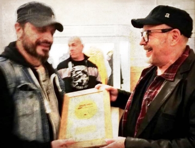 Kom incontrano Vasco Rossi. Il singolo “Grazie Vasco”.