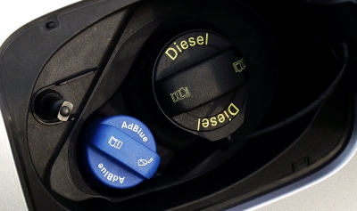 Scandalo dieselgate: i motori Mercedes nel mirino di Washington.