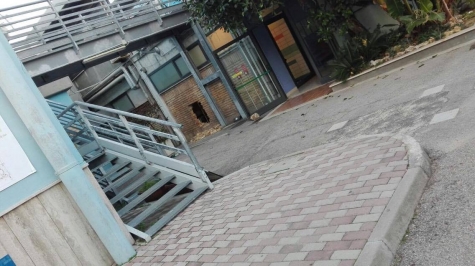 Pescara/Furti. Con doppio buco rubano alle Naiadi 20mila euro