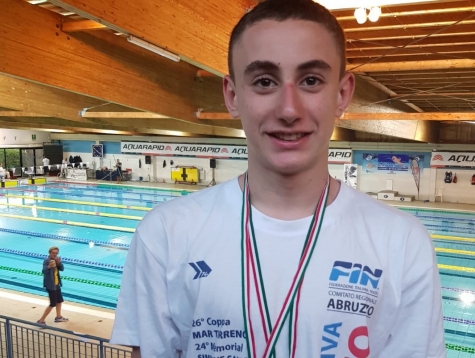 Nuoto, due ori per Alessandro Del Barone