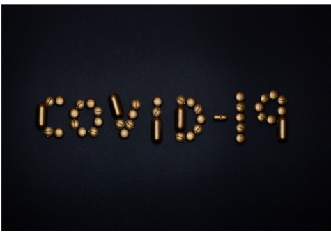 Covid 19, allerta da GB, vaccino: "Stop per chi ha reazioni allergiche"