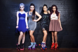 "Brutte e grasse", web spietato contro band ospite di X Factor