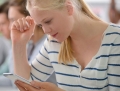 Chat e smartphone a scuola. Il ministero dice sì.