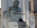 statua 