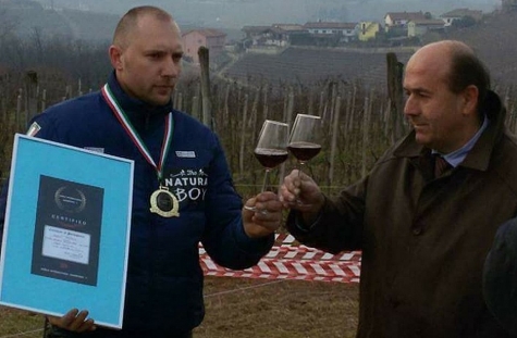 Maurizio Paschetta, the Natural Boy , mira al record mondiale di raccolta lumache