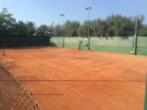 Silvi, rimozione eternit dai campi da tennis
