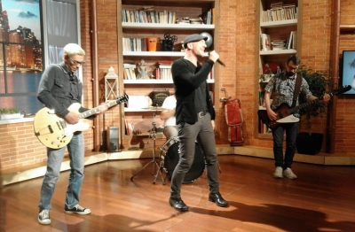 la band musicale pop–rock Perturbazione (Tommaso Cerasuolo, Cristiano Lo Mele, Alex Barracco e Rosanno Antonio Lo Mele)