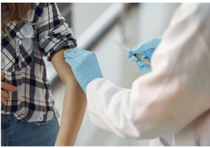 Pescara, 1200 dosi di vaccino: ecco come prenotarsi