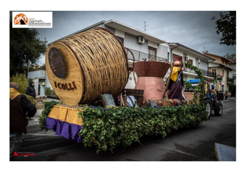 Fossacesia, V Festa dell'Uva e del Vino: tradizione, contrade, sapori e musica