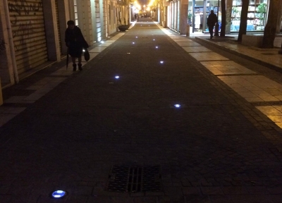 Pescara, rifatto centro storico in pietra di Brač