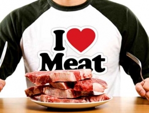 Zucchero, insaccati e carni rosse cibi "amici" del cancro.