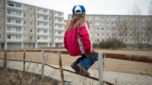 Italia. 1 minore su 3 a rischio povertà. 5,5 mln under 15 vivono in aree sismiche pericolose