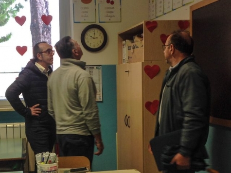 Sopralluogo assessore insieme all'ingegnere e Pasquale Nevoso.