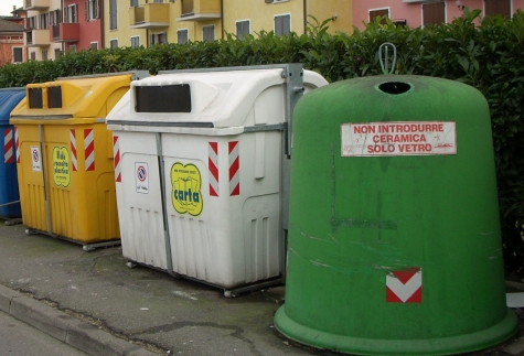 Roma/rifiuti. Arriva il chip: paga meno chi ricicla di più