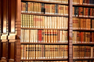 Teramo. Studenti del Liceo Classico a "scuola" in biblioteca