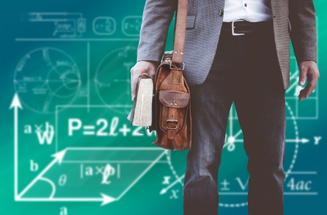 Bongiorno: corso Universitario specifico per fare l'impiegato pubblico