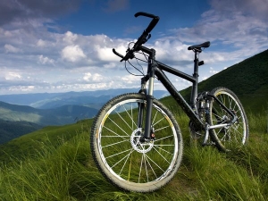 “Cinemambiente Bike Tour”, si parte con un film spagnolo