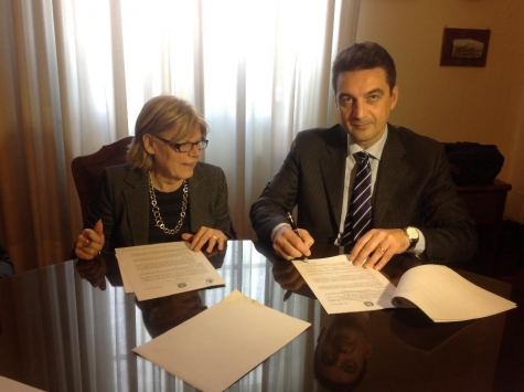 Firma in prefettura