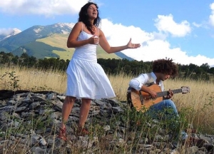 Trekking e teatro nella Valle Giumentina