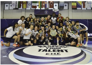 Pallamano/Chieti l’Italia U19 femminile nella storia vincono Europei di 2^ Divisione e sognano i Mondiali U20