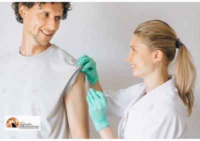 Abruzzo/Vaccinazione Covid: accesso libero agli hub per quarta dose a over 80 e fragili