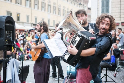 Festival di Ferrara Grande successo di Peppe Millanta &amp; Balkan Bistrò