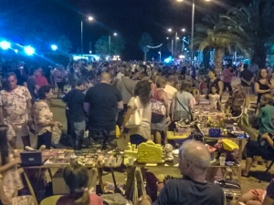 Fiumana di gente all'evento di Renato Petra e Amare Montesilvano