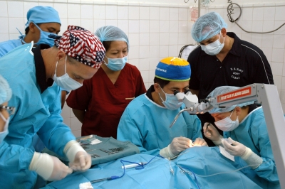 Coronavirus. Arrivano i medici cinesi per combattere l'epidemia.