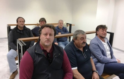 Alcuni ex dipendenti nella foto