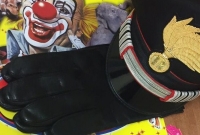Foto dei reperti messi insieme dai Carabinieri