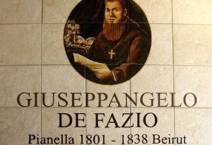 la targa in ceramica che cerca un muro