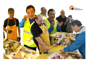 G7. Dongyu Qu si ferma a Celano per street food e arrosticini