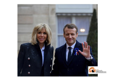 Brigitte Macron: l’eleganza che punisce e il fair play che il marito non ha mai imparato