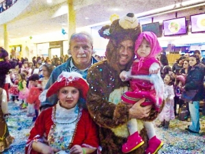 Renato Petra con le mascherine 