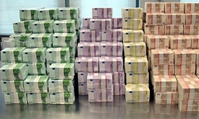 Intesa: con Salva banche oneri a 475 mln e finanziamenti a 1,33 mld