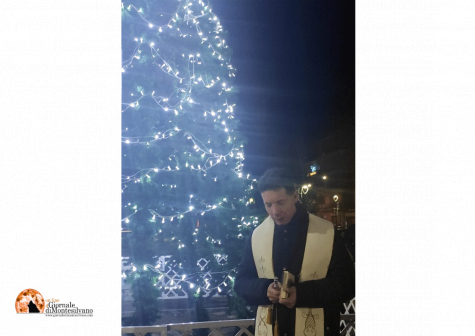 Giulianova. Accensione delle luminarie, nel centro del Lido.