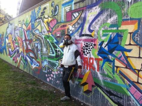 Writer Wall a Silvi