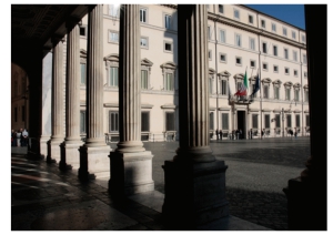 Nuovo Dpcm: si discute su stretta della movida, divieto asporto dopo le 18