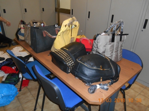 Montesilvano. Mercato del falso in centro città