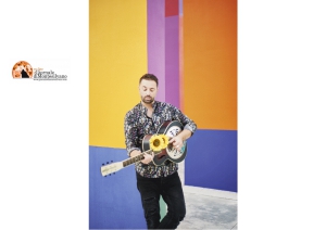 “Girasole” la ballata folk-pop di Enrico Lombardi