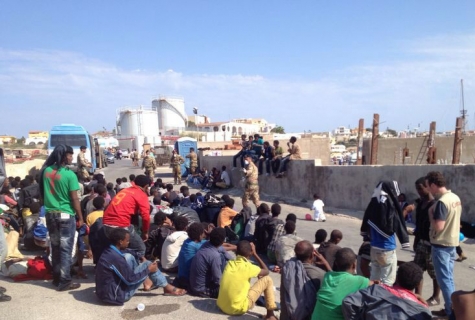 Migranti, e' boom di arrivi. Altri sbarchi attesi a Vibo Valentia e a Cagliari