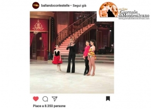 Sara accanto a MIly Carlucci e gli sfidanti